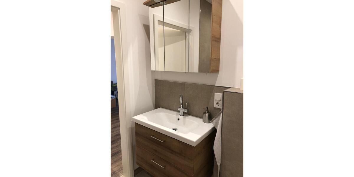 Wohnen auf Zeit Wenden - 3 Zimmer, 65 m&sup2;, 70&euro; | Angebot:24258759