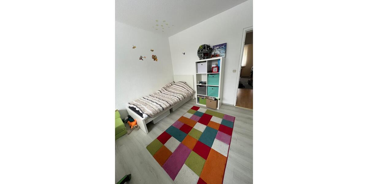 Moderne, voll möblierte 4-Zimmer-Wohnung mit zwei Balkonen 4 zimmer