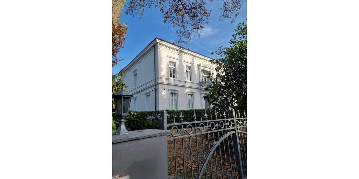 Erdgeschoßwohnung Wuppertal Gemarkung Langerfeld - 4 Zimmer, 200 m&sup2;, 2.600&euro; | Angebot:25394175