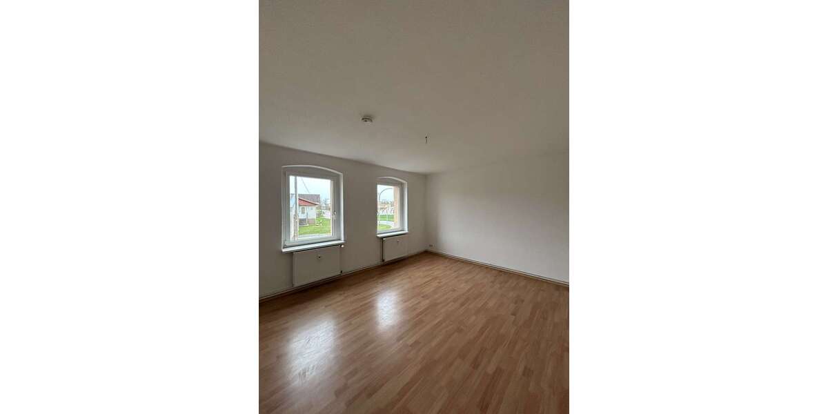 Etagenwohnung Ketzin - 2 Zimmer, 65 m&sup2;, 600&euro; | Angebot:26101826