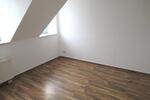Etagenwohnung Werdau - 3 Zimmer, 76 m&sup2;, 440&euro; | Angebot:26477175