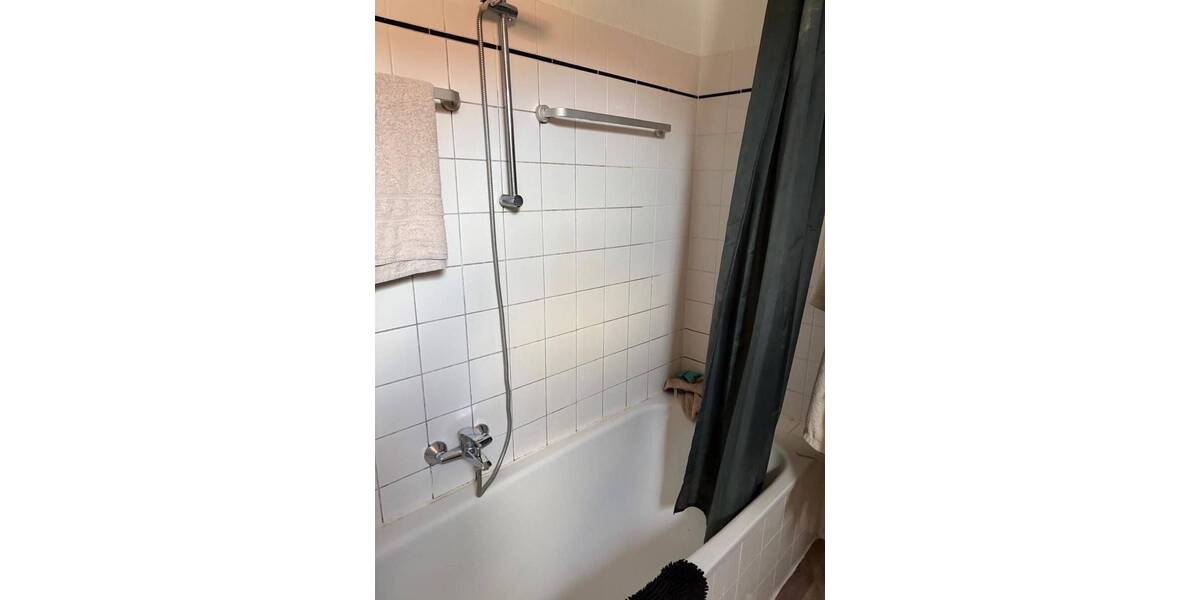 Etagenwohnung Stade - 2 Zimmer, 75 m&sup2;, 800&euro; | Angebot:25983352