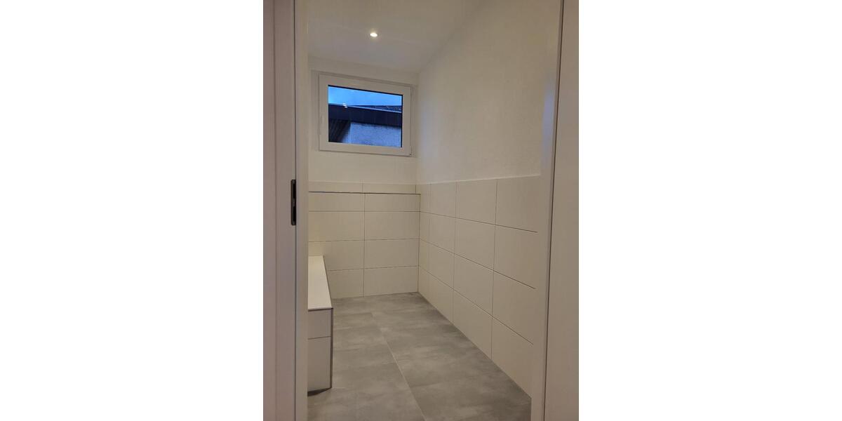 Dachgeschoßwohnung Heidelberg Neuenheim - 1.5 Zimmer, 78 m&sup2;, 875&euro; | Angebot:26348735