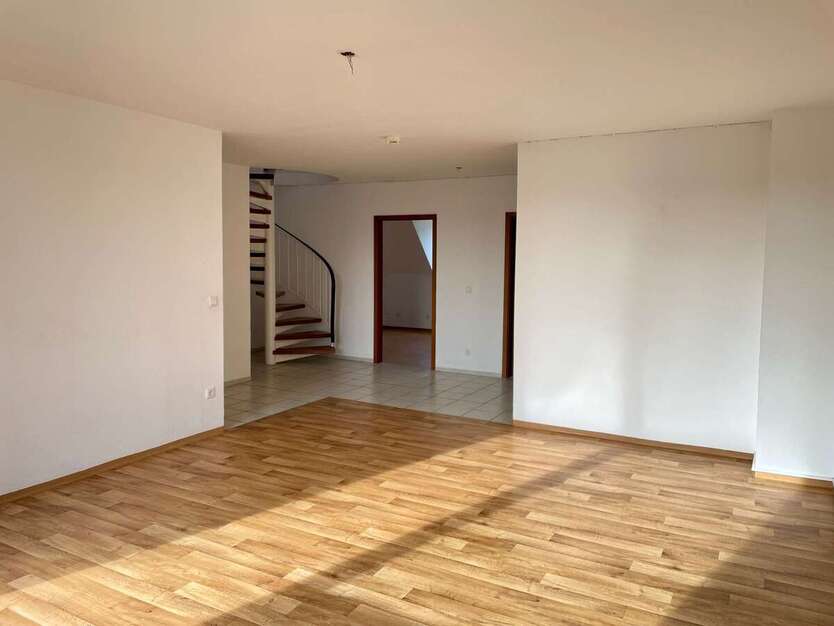 Wohnung zum Mieten in Nürnberg 1.144,51 € 98.75 m² 3 zimmer