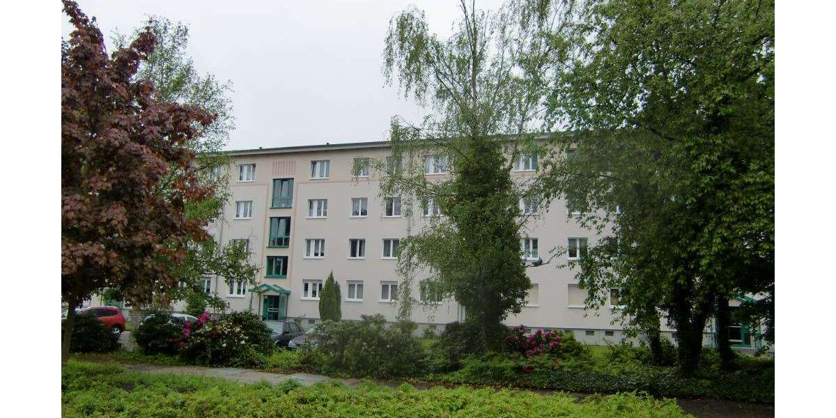 Etagenwohnung Hoyerswerda Neustadt - 2 Zimmer, 63 m&sup2;, 387&euro; | Angebot:25269883