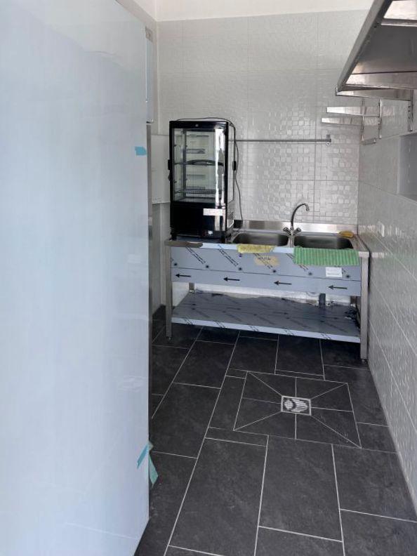 VG3867c Neu sanierte Gastro- oder Ladenflächen in hochfrequentierter Lage Maxhütte-Haidhof