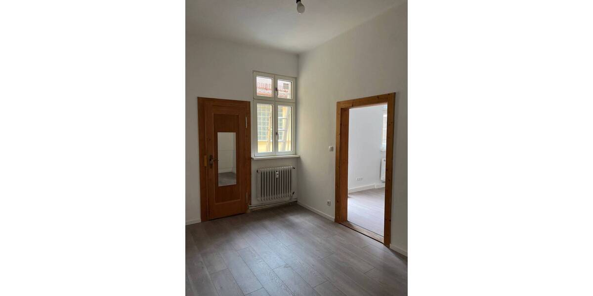 Etagenwohnung Erlangen Innenstadt - 2 Zimmer, 42 m&sup2;, 670&euro; | Angebot:26188536