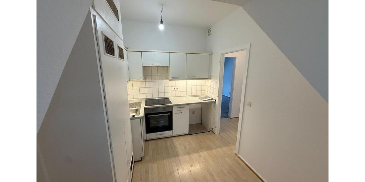 Dachgeschoßwohnung Hamburg Hamburg-Mitte - 2 Zimmer, 82 m&sup2;, 1.717&euro; | Angebot:23573372