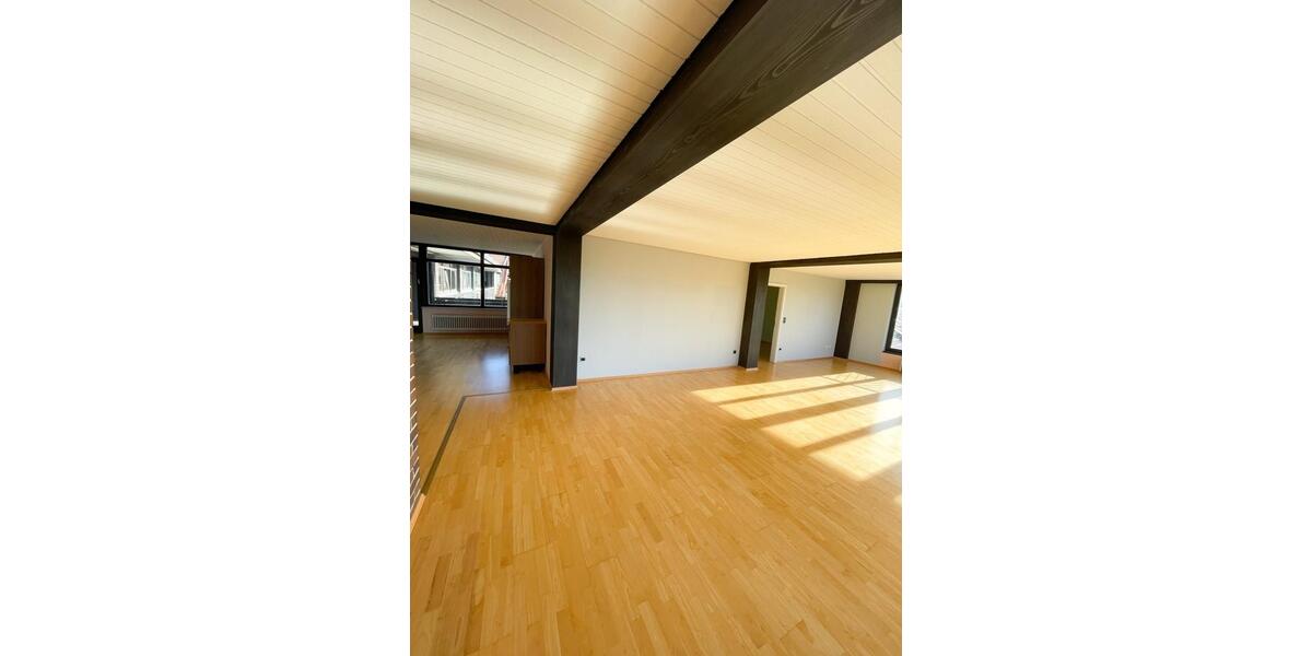 Einfamilienhaus Waldmünchen - 2 Zimmer, 130 m&sup2;, 690&euro; | Angebot:23258092