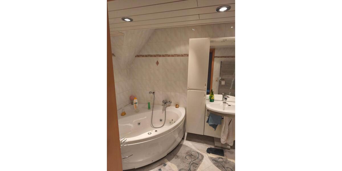 Etagenwohnung Stützengrün - 3 Zimmer, 80 m&sup2;, 460&euro; | Angebot:23631535