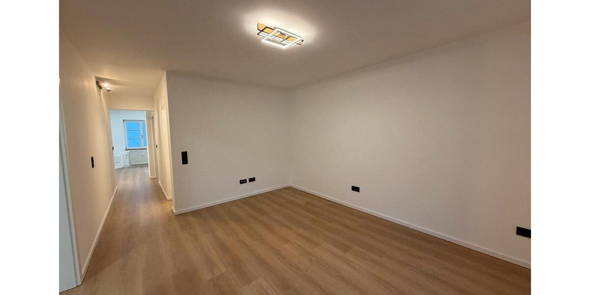 Etagenwohnung Ellwangen (Jagst) - 2 Zimmer, 55 m&sup2;, 900&euro; | Angebot:25512948