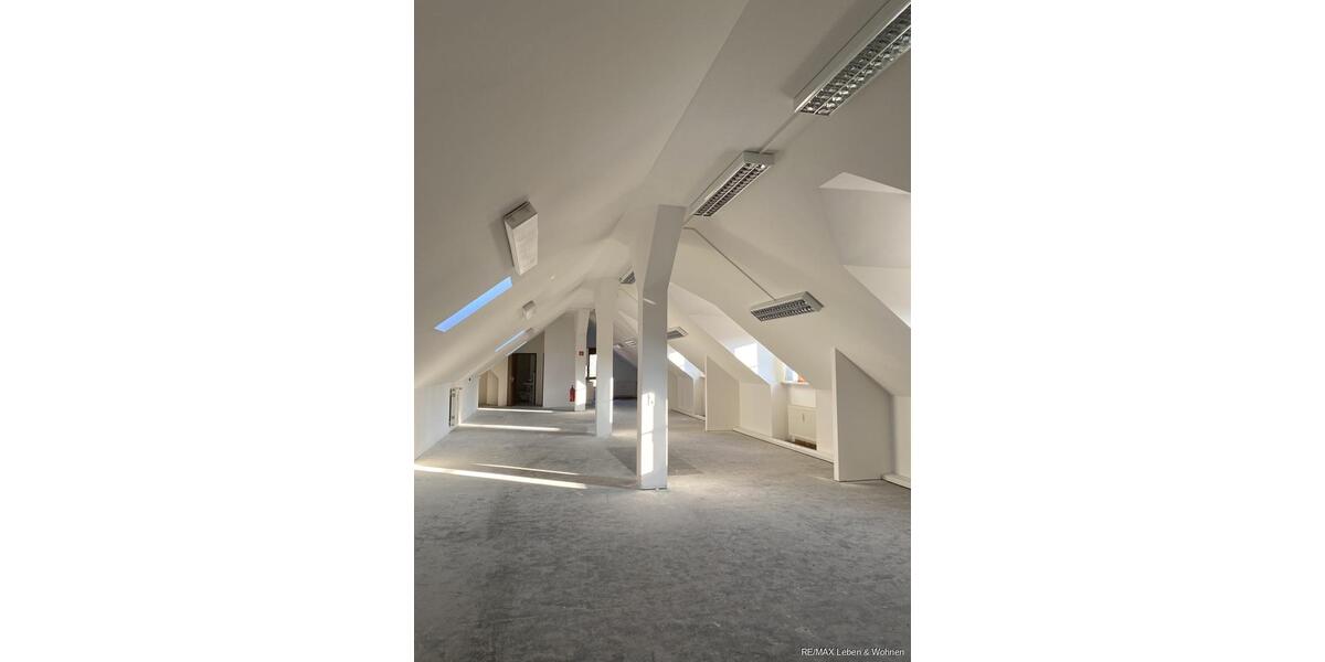 Gewerbeobjekt Karlsfeld - 2.355&euro; | Angebot:23420442