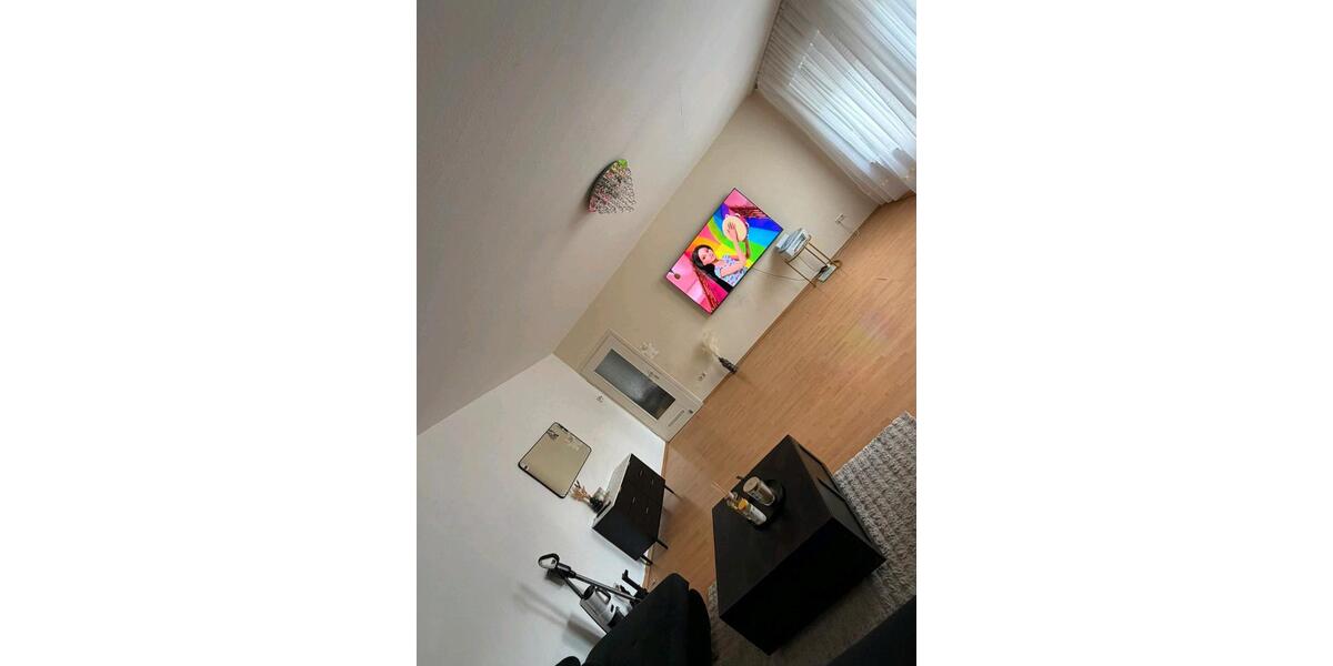 Etagenwohnung Halle - 3 Zimmer, 63 m&sup2;, 570&euro; | Angebot:26528621