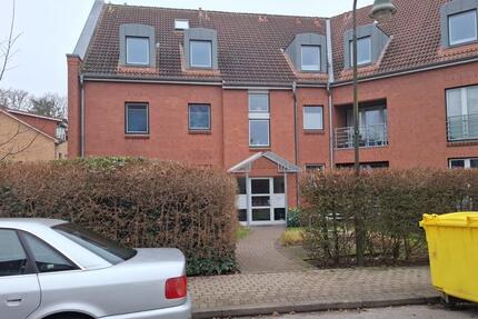 3 12-Zimmer 85,5qm Maisonette-Wohnung ruhigzentral Ahrensburg 3 zimmer