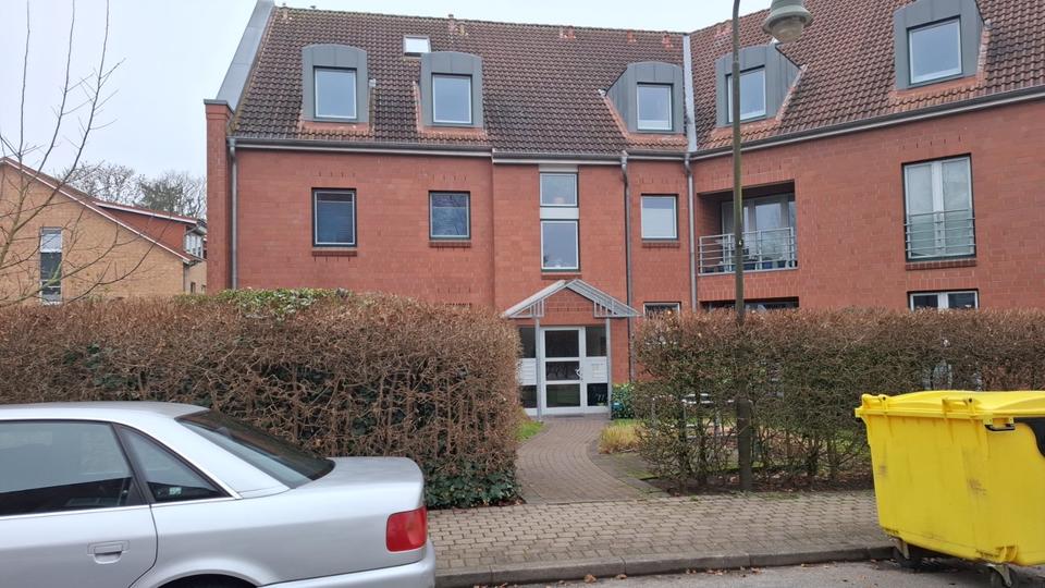 3 12-Zimmer 85,5qm Maisonette-Wohnung ruhigzentral Ahrensburg 3 zimmer
