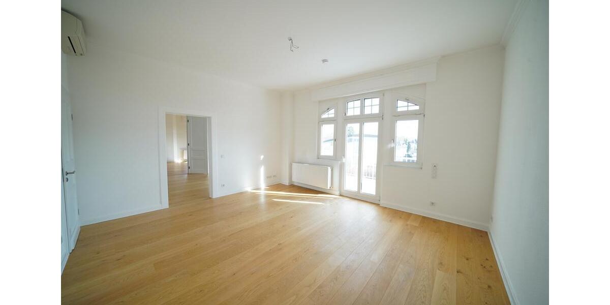 Etagenwohnung Friedberg (Hessen) - 4 Zimmer, 150 m&sup2;, 1.790&euro; | Angebot:26149511