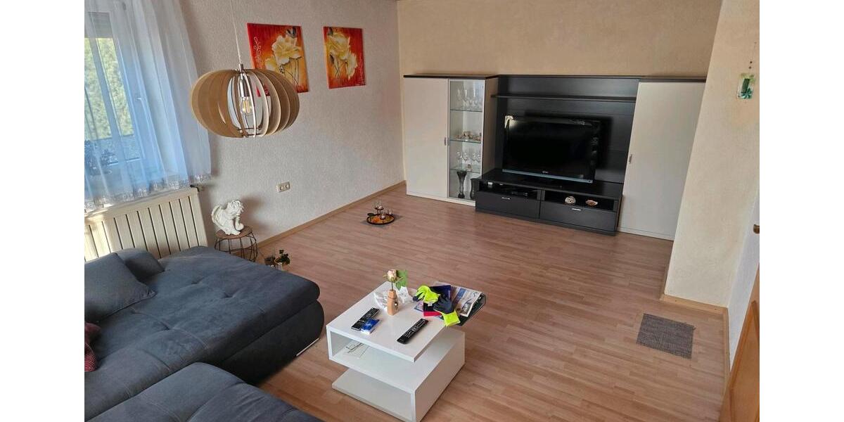 Maisonettenwohnung Neuburg an der Kammel - 3 Zimmer, 125 m&sup2;, 900&euro; | Angebot:25395618