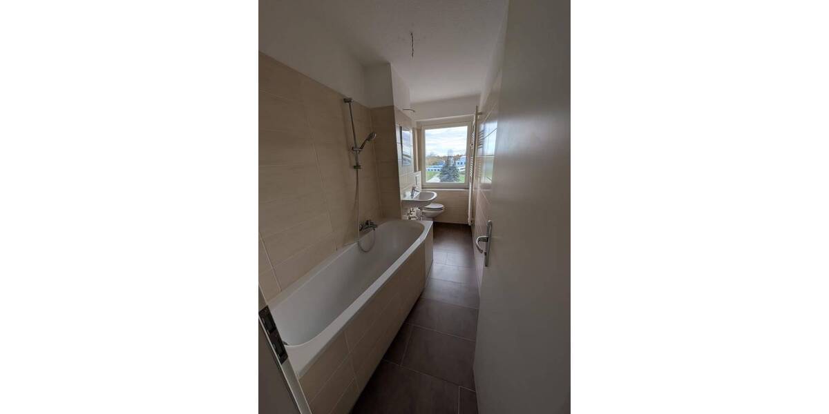 Etagenwohnung Schkeuditz Altscherbitz - 4 Zimmer, 82 m&sup2;, 740&euro; | Angebot:23560446