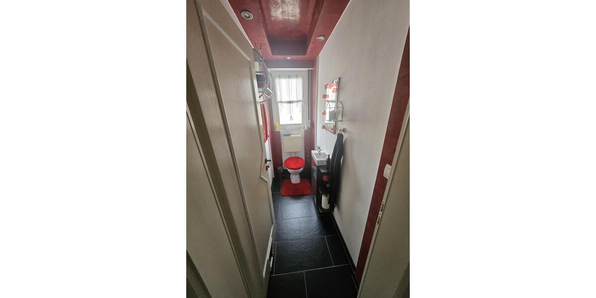 Dachgeschoßwohnung Iserlohn Sümmern - 3 Zimmer, 84 m&sup2;, 920&euro; | Angebot:24841542