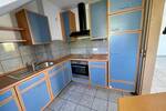 Helle DachWohnung mit Balkon EBK und PKW-Stellplatz!