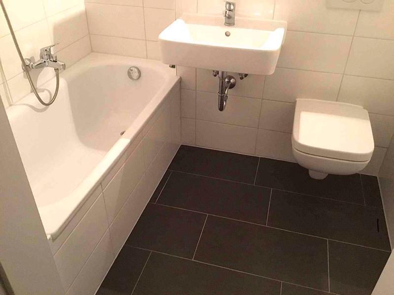 Komplette sanierte 3-Zimmer-Wohnung in ruhiger Lage 3 zimmer