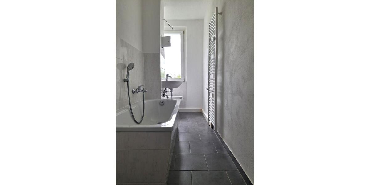 Etagenwohnung Elsteraue - 3 Zimmer, 58 m&sup2;, 320&euro; | Angebot:26558104