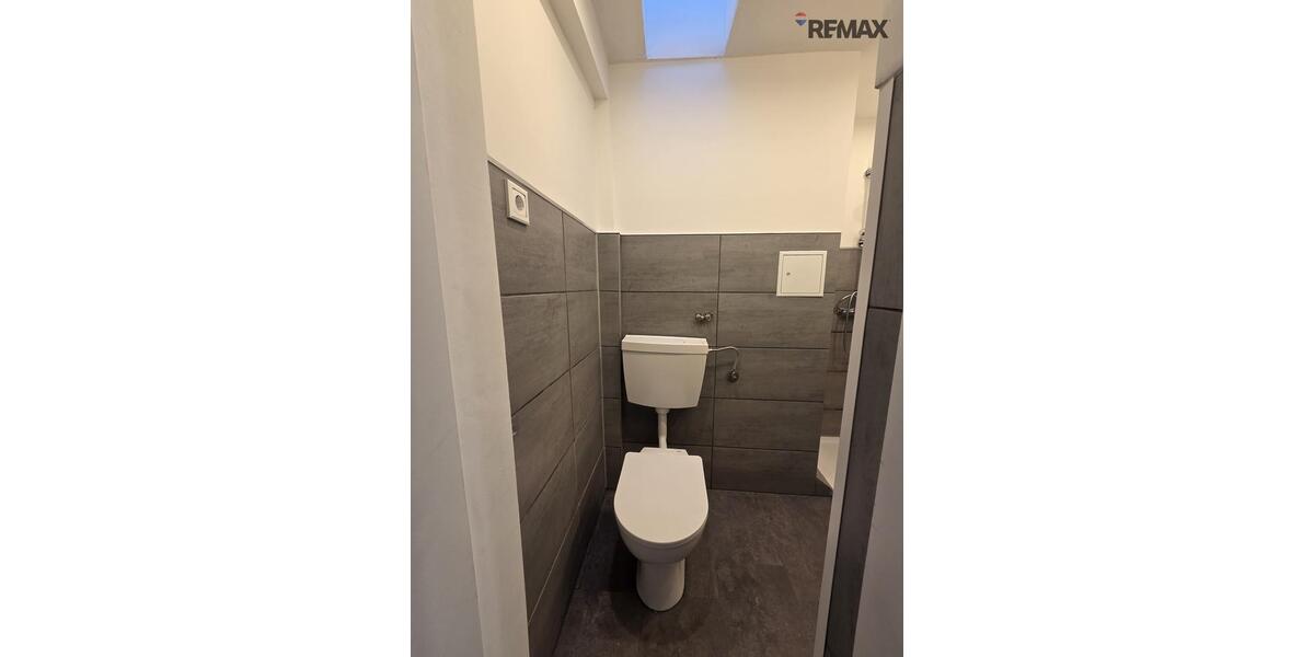 Dachgeschoßwohnung Coburg - 3 Zimmer, 75 m&sup2;, 800&euro; | Angebot:24522135