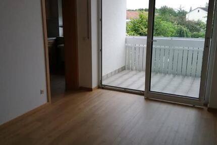 Wohnung Landshut Landshut-West - 3 Zimmer, 77 m&sup2;, 730&euro; | Angebot:25270356