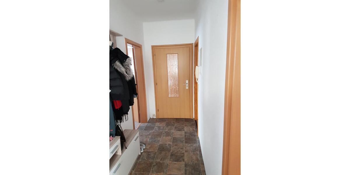 Erdgeschoßwohnung Teuchern - 2 Zimmer, 55 m&sup2;, 385&euro; | Angebot:24750008