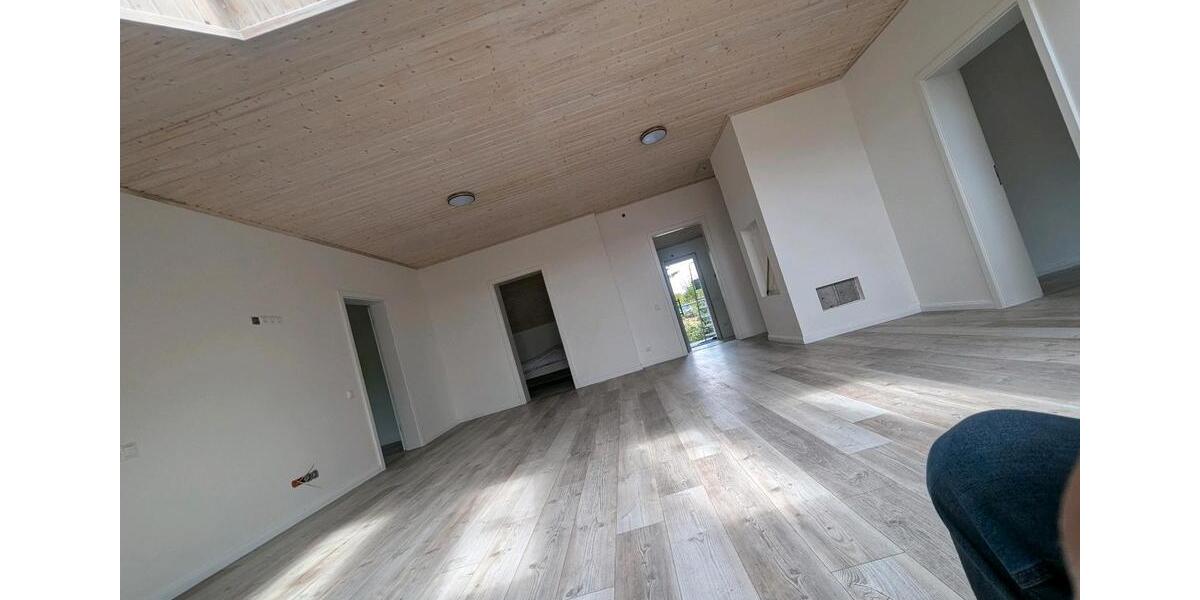 Etagenwohnung Otterndorf - 4 Zimmer, 120 m&sup2;, 720&euro; | Angebot:25871555