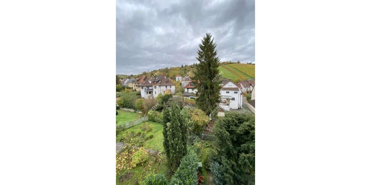Etagenwohnung Stuttgart Obertürkheim - 4 Zimmer, 115 m&sup2;, 1.380&euro; | Angebot:25726385