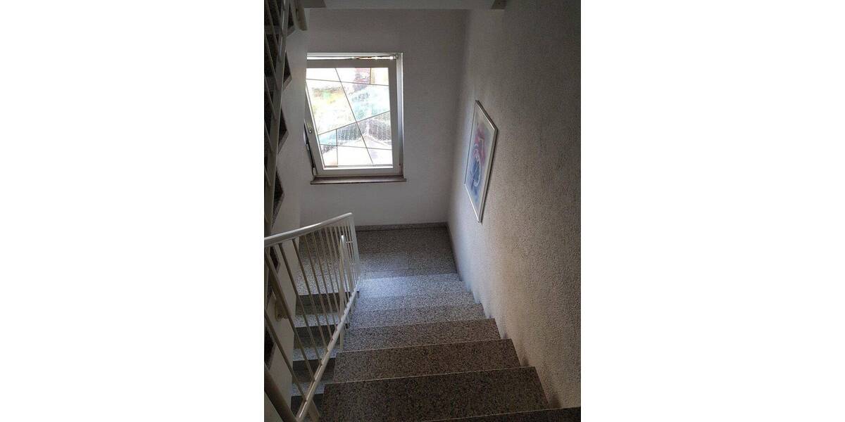 Etagenwohnung Winnenden - 3 Zimmer, 92 m&sup2;, 1.100&euro; | Angebot:26805142