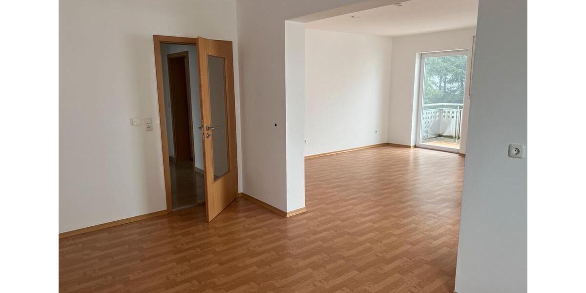 Etagenwohnung Fürstenstein - 3 Zimmer, 95 m&sup2;, 700&euro; | Angebot:24819467