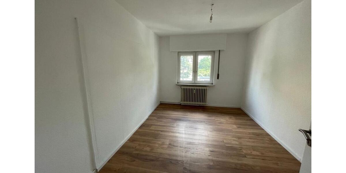 Renovierte WG-Zimmer in Ludwigshafen 5 zimmer