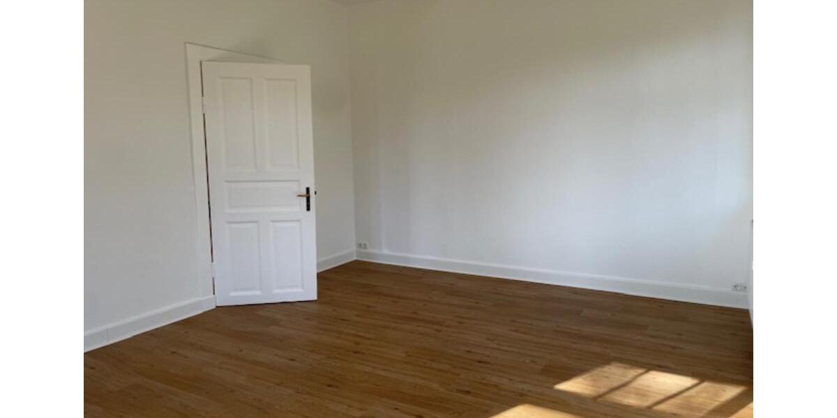 Erdgeschoßwohnung Bad Bramstedt - 3 Zimmer, 134 m&sup2;, 1.300&euro; | Angebot:25763295