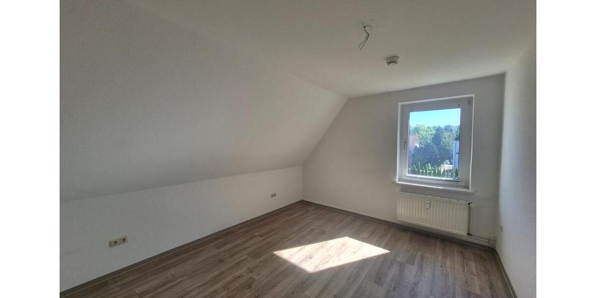 Dachgeschoßwohnung Lübbecke - 3 Zimmer, 65 m&sup2;, 505&euro; | Angebot:26547021