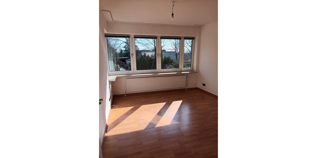 Maisonettenwohnung Flensburg - 3 Zimmer, 87 m&sup2;, 1.360&euro; | Angebot:26045413