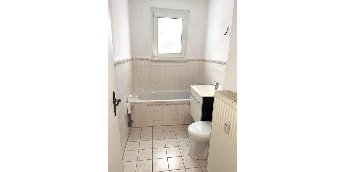 Etagenwohnung Bad Lausick - 3 Zimmer, 58 m&sup2;, 266&euro; | Angebot:25082462