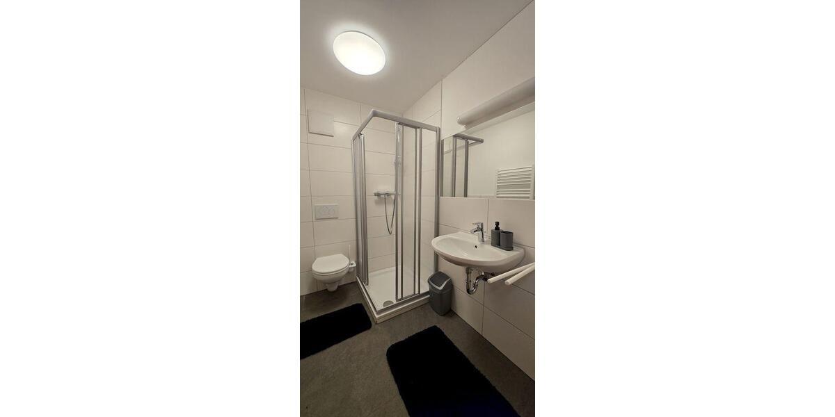 Wohnen auf Zeit Wurmsham - 4 Zimmer, 18 m&sup2;, 65&euro; | Angebot:24982795