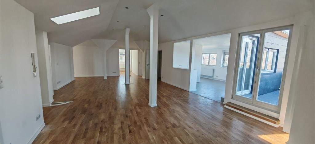 Etagenwohnung Dresden Naußlitz - 5 Zimmer, 174 m&sup2;, 1.825&euro; | Angebot:25667275