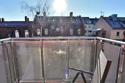 Erstbezug - teilmöbliert - Maisonettewohnung mit Balkon 2 zimmer