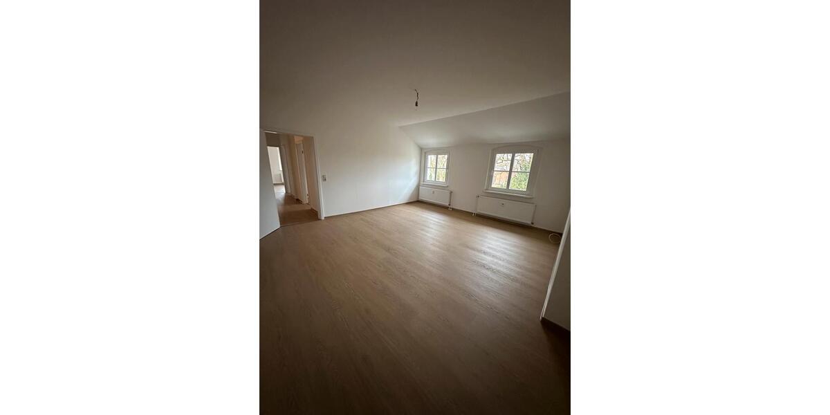 Etagenwohnung Krackow - 2 Zimmer, 65 m&sup2;, 660&euro; | Angebot:25639933
