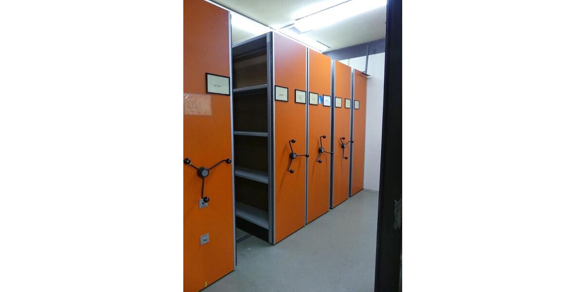 # ca.80qm Büro mit bis zu 180qm Ausstellungs-Lagerflächen in Wesel Citynah ## zimmer