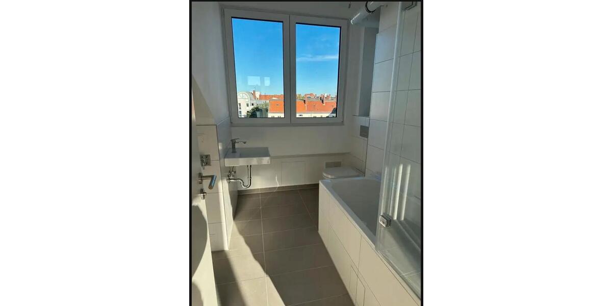 Dachgeschoßwohnung Berlin Charlottenburg-Wilmersdorf - 2 Zimmer, 50 m&sup2;, 1.519&euro; | Angebot:26704708