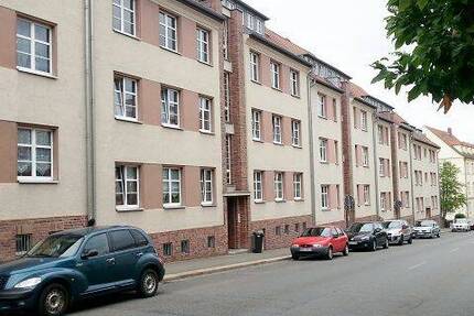Hübsche Wohnung mit Balkon zum Innenhof im Erdgeschoss sucht Nachmieter!