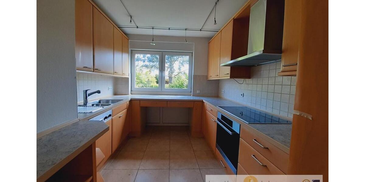 Etagenwohnung Wiesbaden Südost - 4 Zimmer, 152 m&sup2;, 1.900&euro; | Angebot:26634360