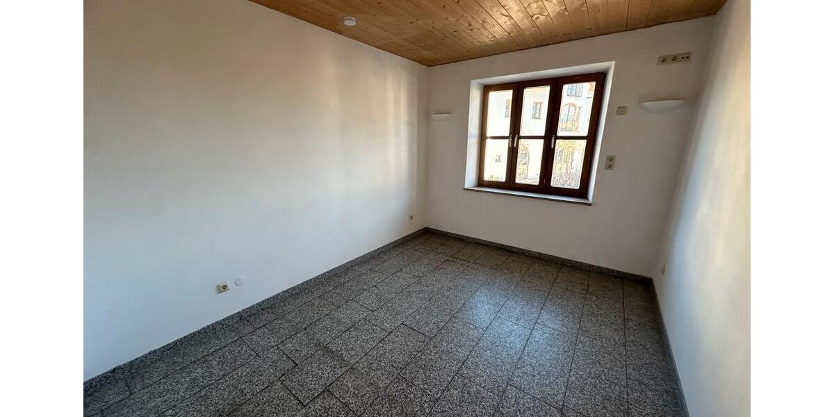 Hochparterre Amerang - 3 Zimmer, 70 m&sup2;, 1.000&euro; | Angebot:24582833