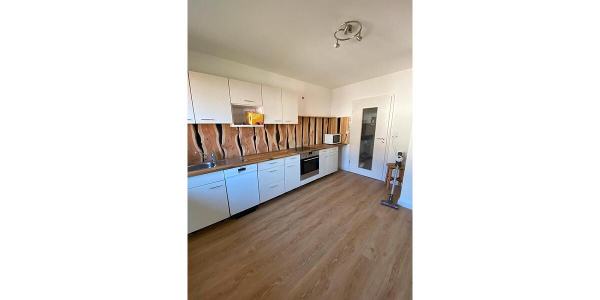 Etagenwohnung Fulda - 5 Zimmer, 115 m&sup2;, 490&euro; | Angebot:26578834