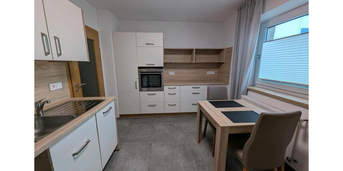 Erdgeschoßwohnung Cham - 3 Zimmer, 76 m&sup2;, 750&euro; | Angebot:24864253
