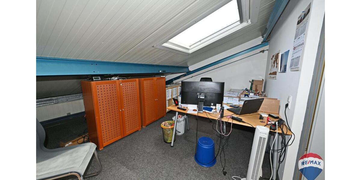 Gewerbeobjekt Bedburg-Hau Hau - 300&euro; | Angebot:23795376